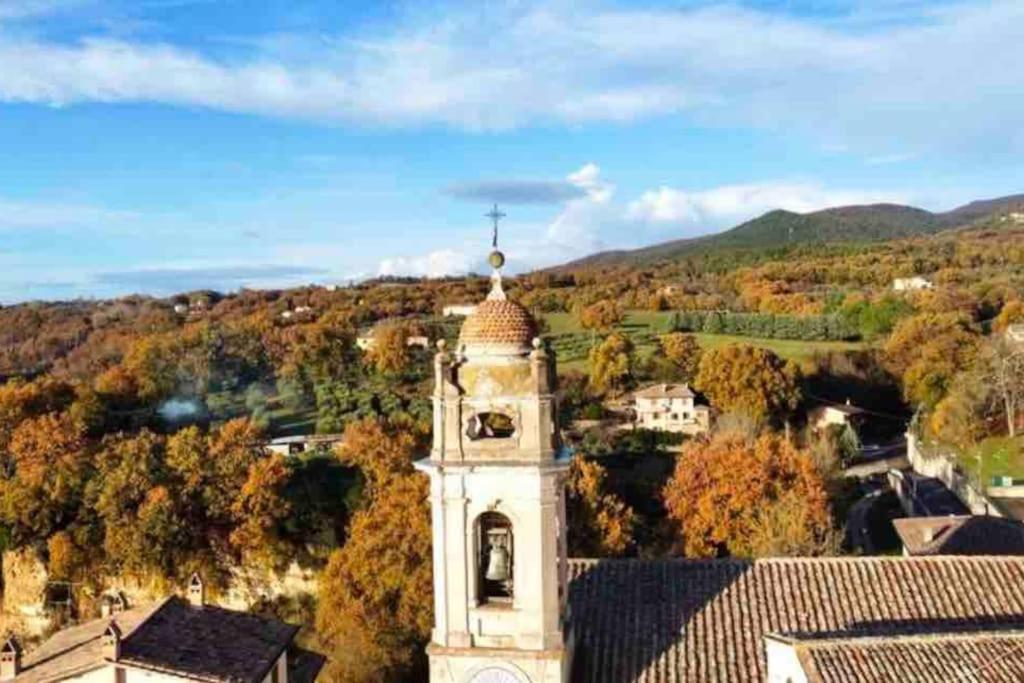 Apartamento La Casina Di Nada Massa Martana Exterior foto
