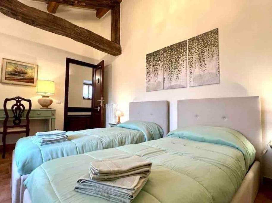 Apartamento La Casina Di Nada Massa Martana Exterior foto