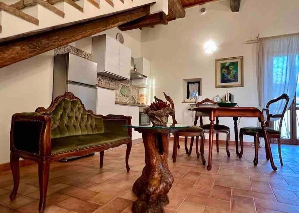 Apartamento La Casina Di Nada Massa Martana Exterior foto
